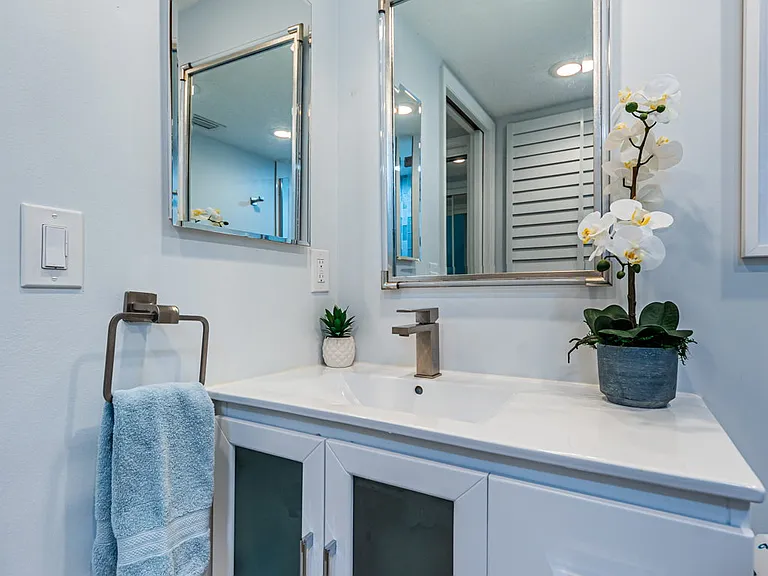 16800 Gulf Blvd #5 — Photo 32