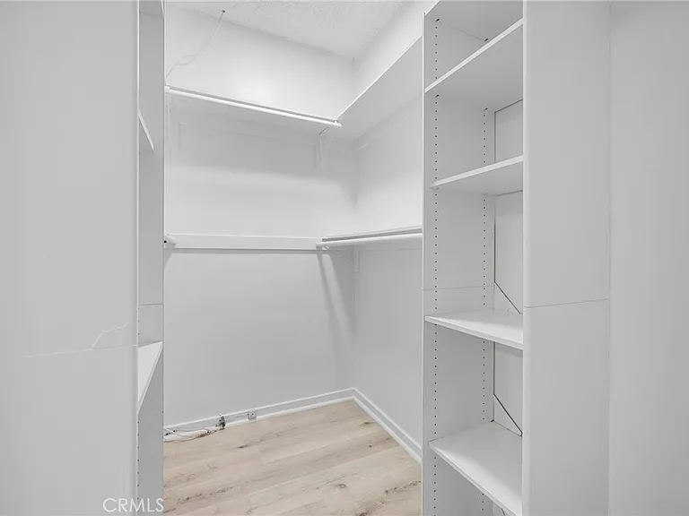 131 S Jackson St #203 — Photo 11
