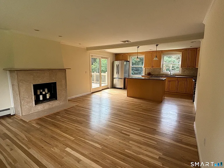 18 Hales Rd — Photo 2