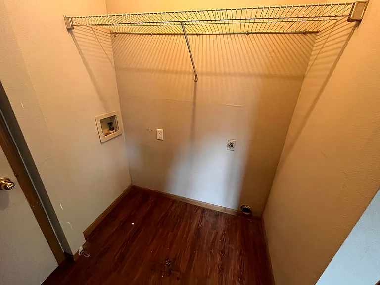 3107 N Kentwood Ave — Photo 9