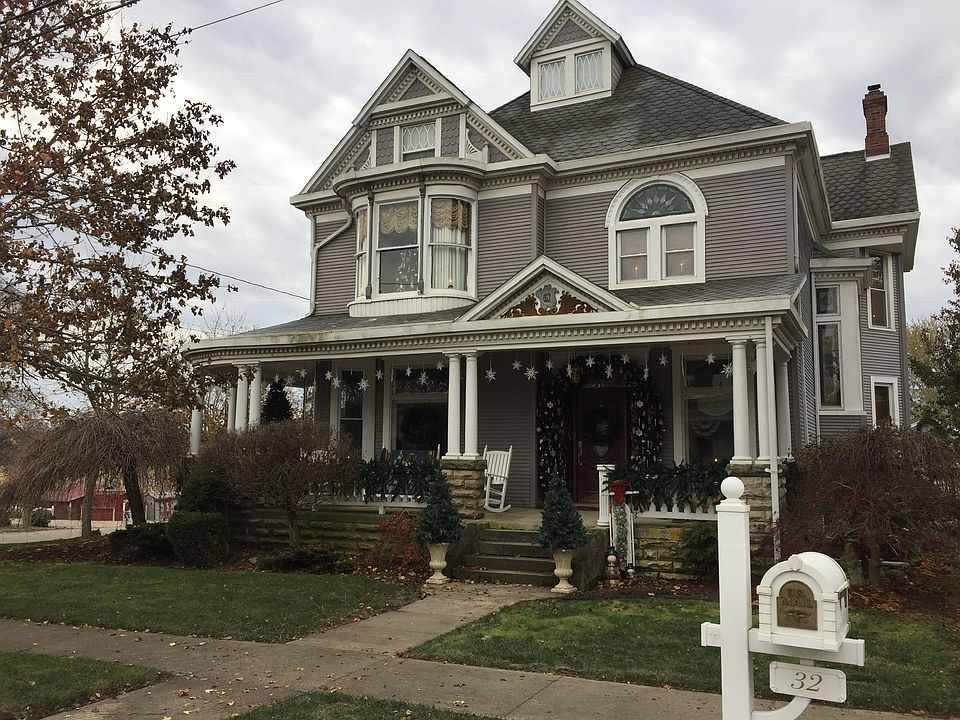 1st image of 32 E High St