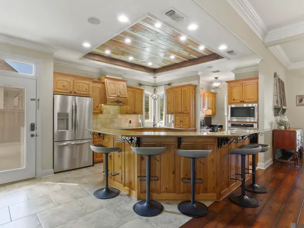 35389 Oak Haven Ave, Geismar, LA 70734