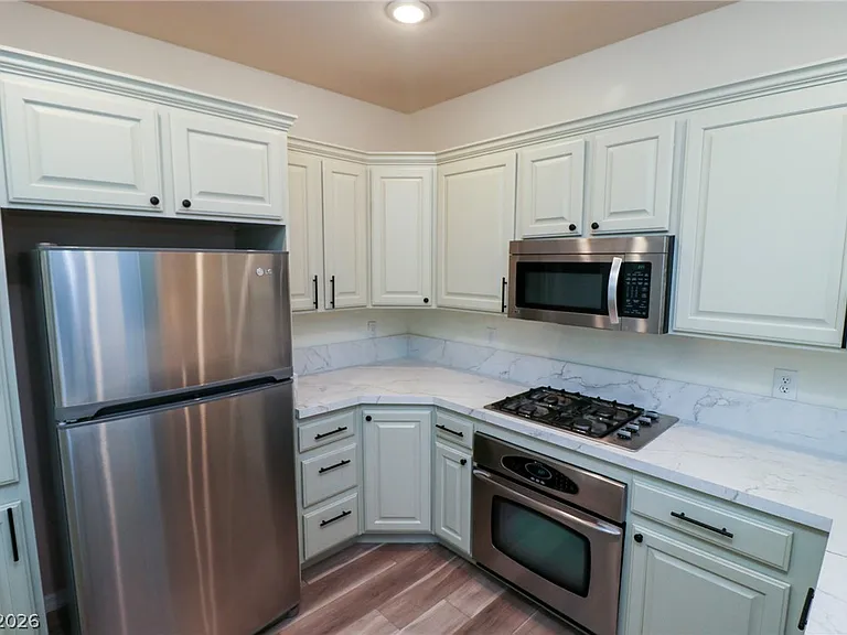 1510 Plaza Centre Dr #105 — Photo 5