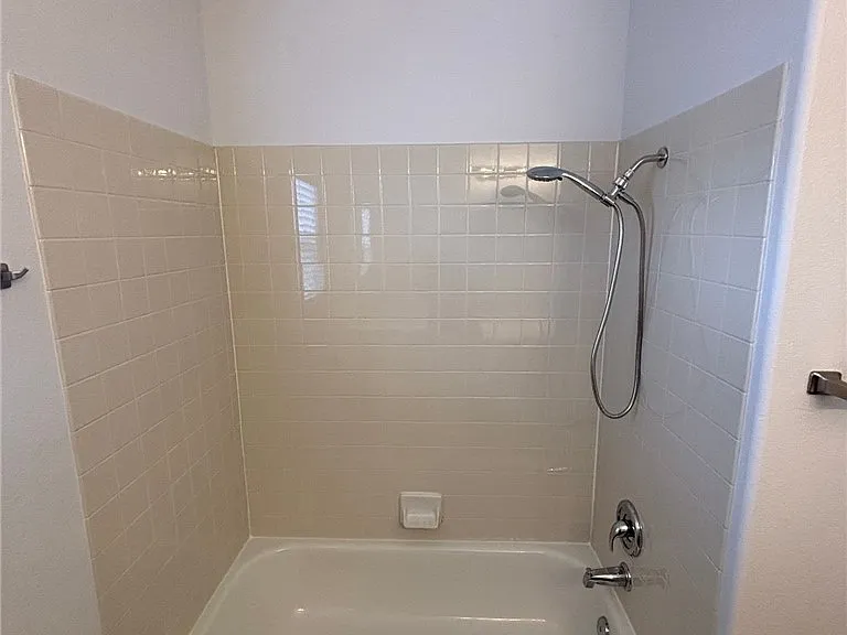 8585 Ebony Hills Way — Photo 25