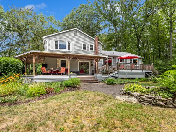 (undisclosed Address), East Hampton, CT 06424