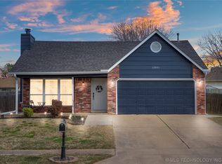 15951 S 295th East Ave, Coweta, OK 74429