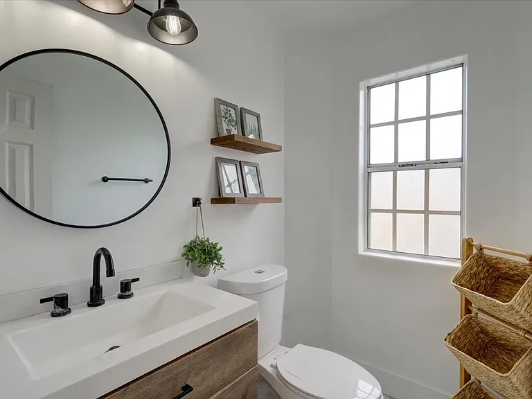 2402 Carnegie Ln #A — Photo 19