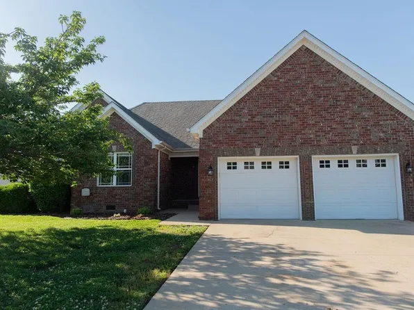 978 Wintercress Ln, Bowling Green, KY 42104