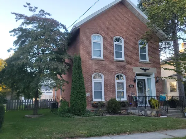 423 Clinton St, Elmore, OH 43416
