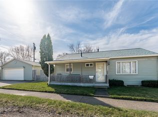 2424 Endrow Ave NE, Canton, OH