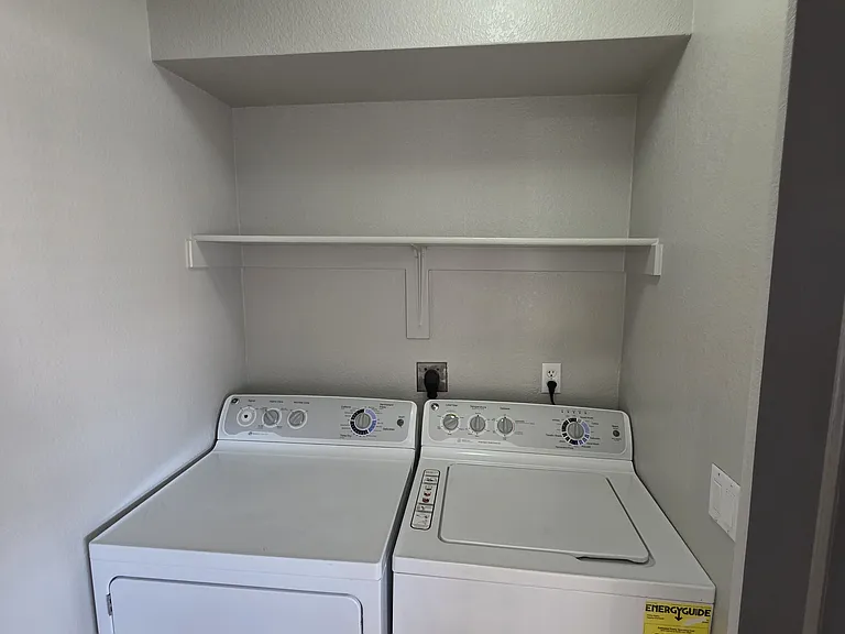 1462 E 28th Ave #4 — Photo 15