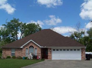 2704 Avenue D, Nederland, TX 77627