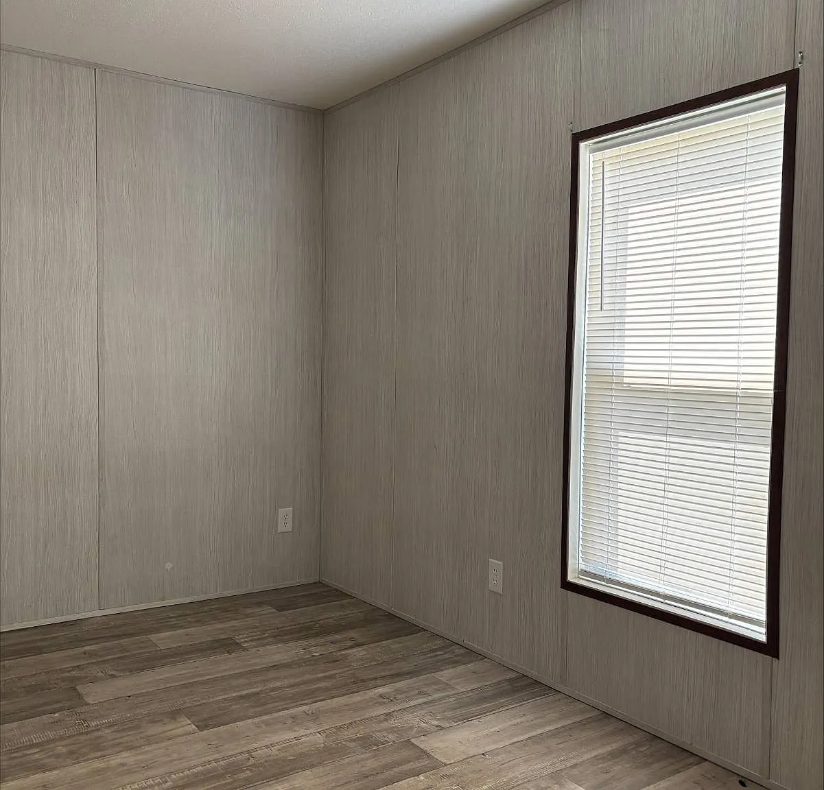 3 bed, 2.0 bath, 1152 sqft, $850 — Photo 3