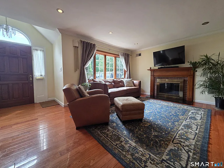 156 Fieldcrest Dr — Photo 18