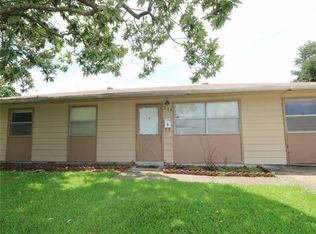 514 Fairlawn Dr, Gretna, LA 70056
