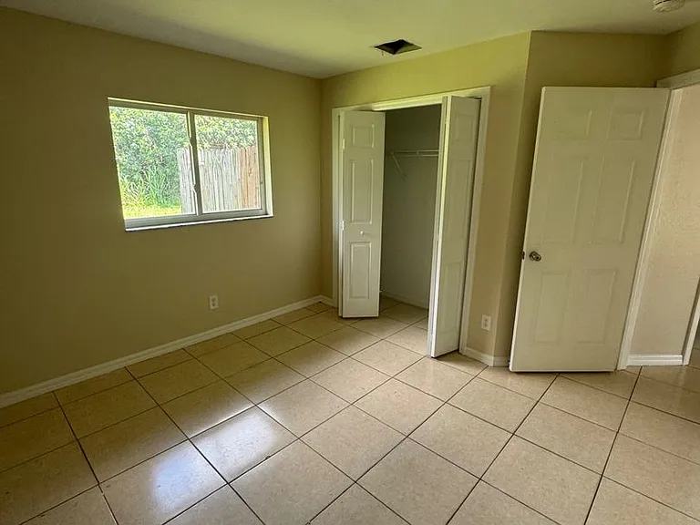 4538 Golfview Blvd — Photo 5