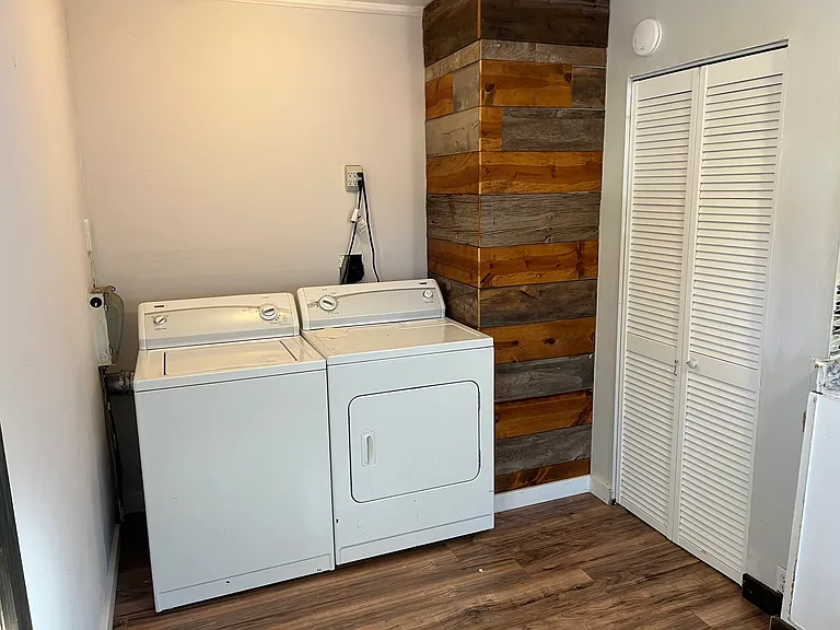 807 Concord Ln #811 — Photo 7