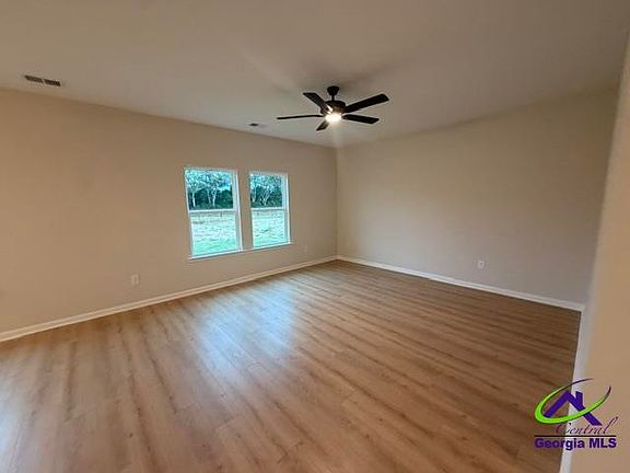 5th image of 205 Jewellie Rd