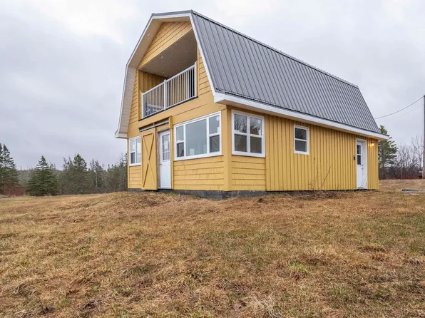 3282 Highway 359, Halls Harbour, NS B0P 1J0