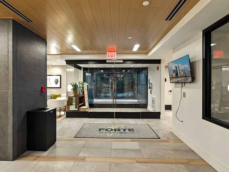 Forte at 1440 Beacon — Photo 96