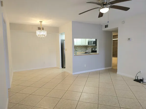10031 Winding Lake Rd APT 104, Sunrise, FL 33351