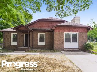 5911 Hunters Crossing Ln, Charlotte, NC 28215