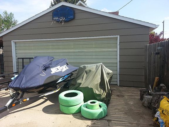 2 car detached garage