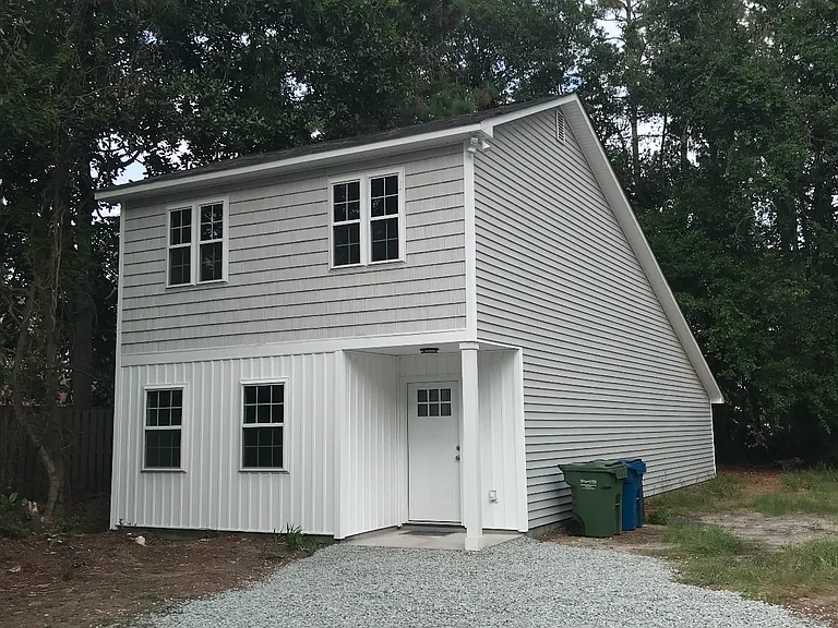 11 Charter Dr — Photo 1