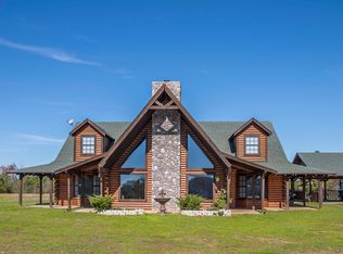 308 Crews Rd, Gladewater, TX 75647