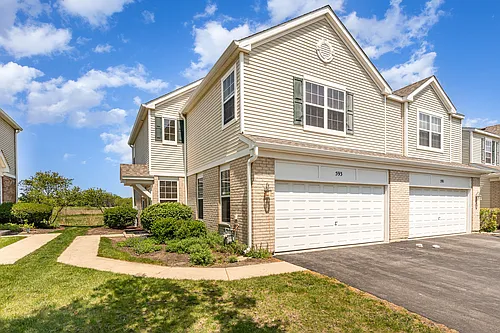 593 Springbrook Trl N Photo 1