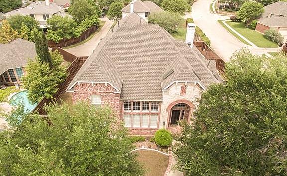 3rd image of 4401 Oak Knoll Dr