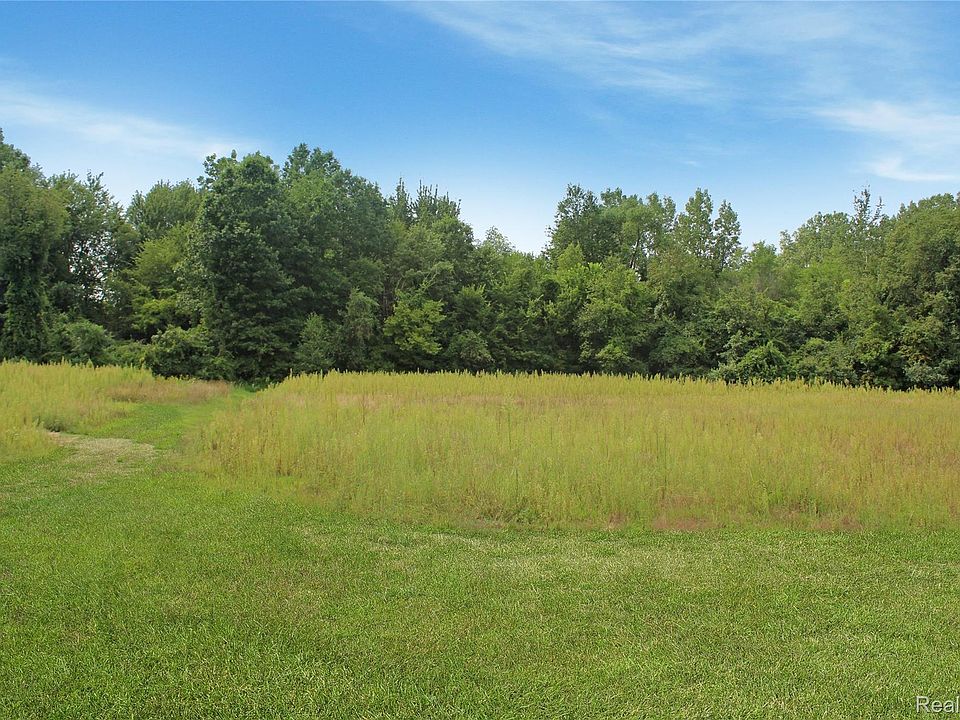2nd image of 35344 Ecorse Rd