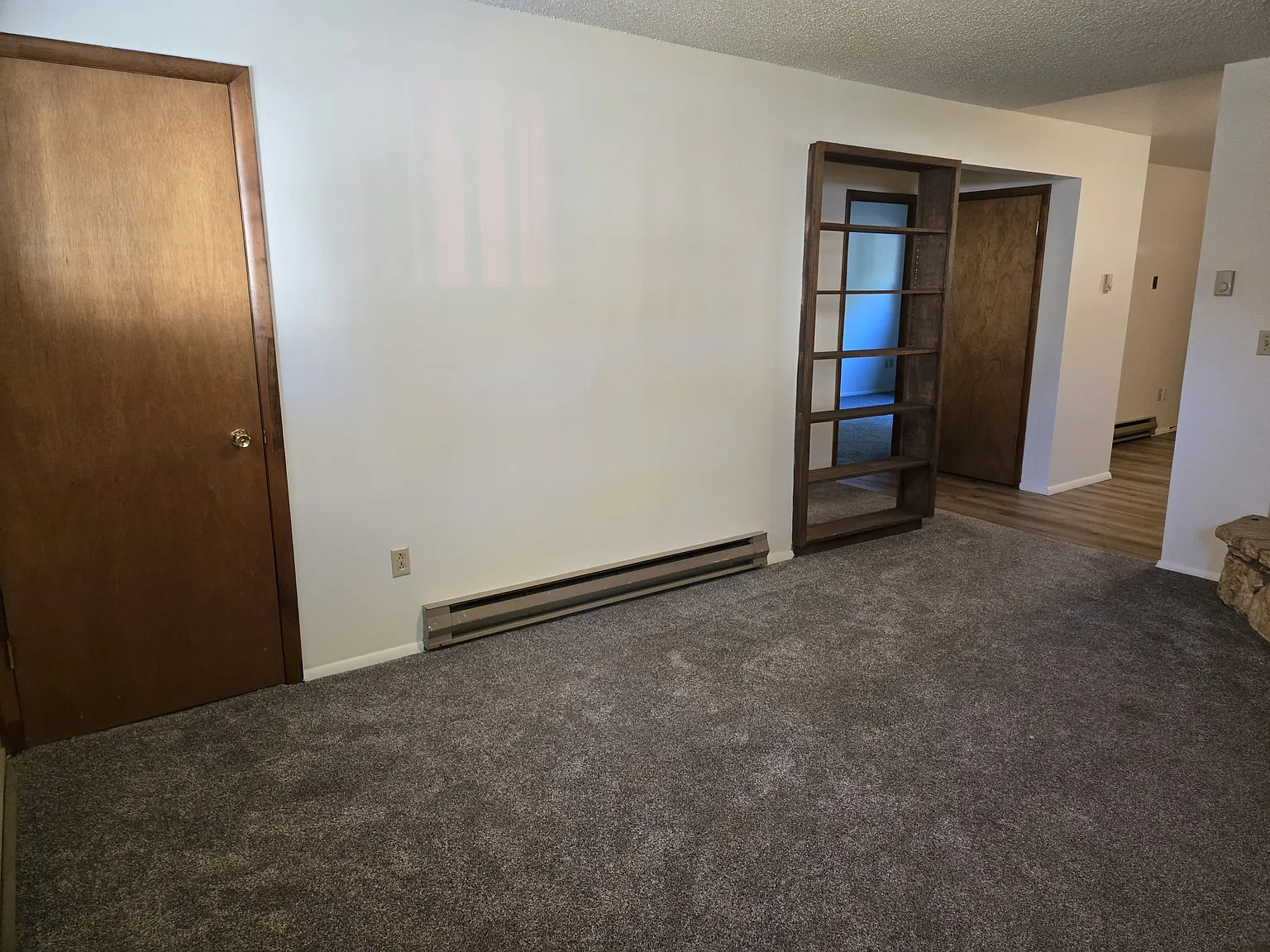 418 W Babcock St — Photo 2