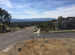 349 Mary Bee Ln, Medford, OR 97504