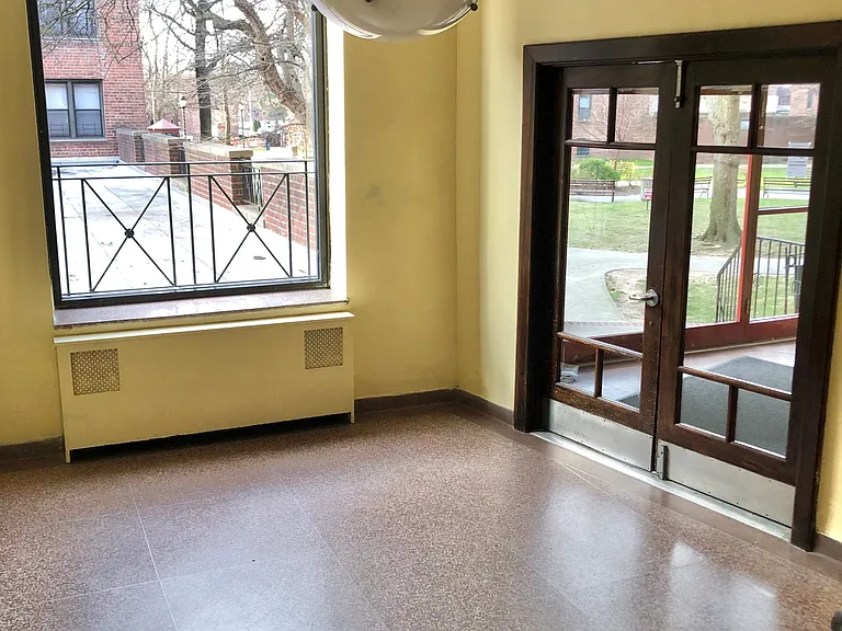 150-10 71st Ave #1L — Photo 3