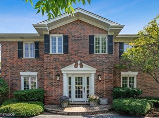 35 Bradford Ln, Oak Brook, IL