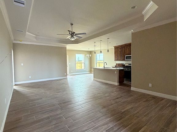 3rd image of 2405 Reyhans Way Dr