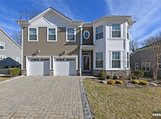 22 Arden Pl, Hillsdale, NJ 07642