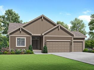 2914 SW Arbor Ridge Dr, Lees Summit, MO 64082