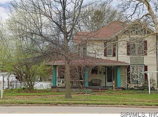 155 N Springfield St, Virden, IL 62690