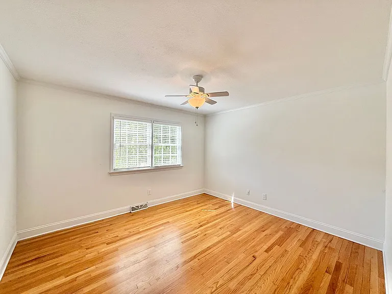 1402 Hedgelawn Way — Photo 20