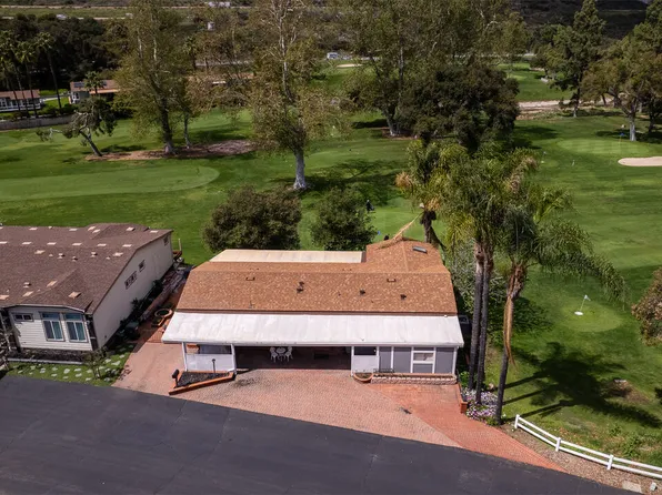 8975 Lawrence Welk Dr Space 104, Escondido, CA 92026