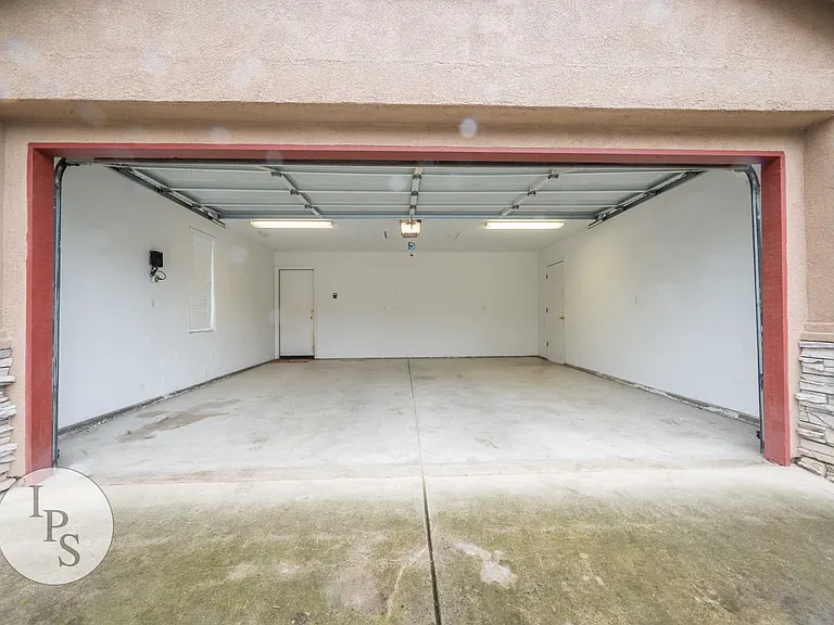 1891 E Oak Haven Dr — Photo 36