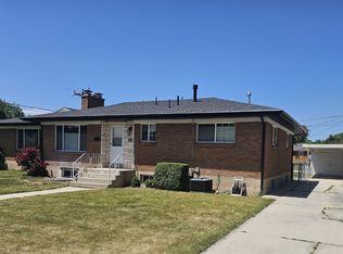 2955 S Melbourne St, Salt Lake City, UT 84106