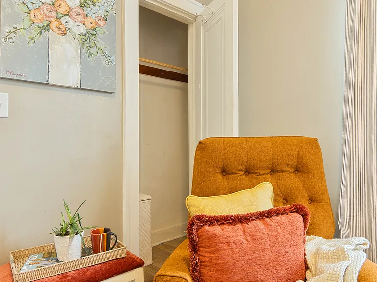 3037 California St #6 — Photo 5
