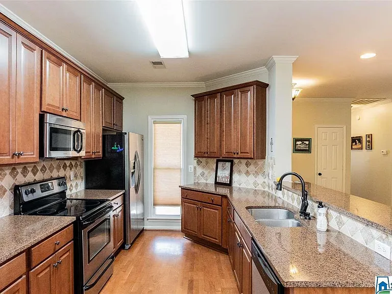 1150 Berwick Rd — Photo 7