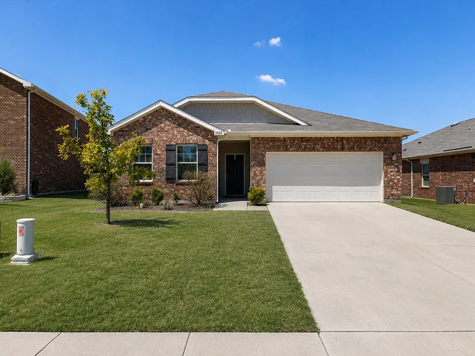 3008 Lacebark Ct
