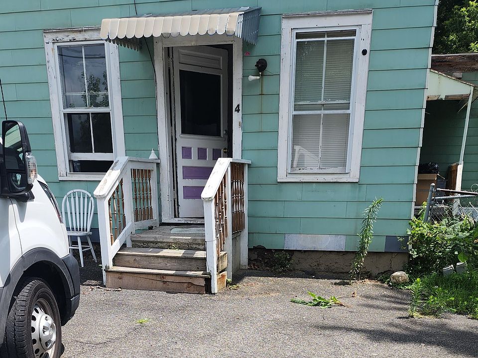 1st image of 8 Malden St Unit 4