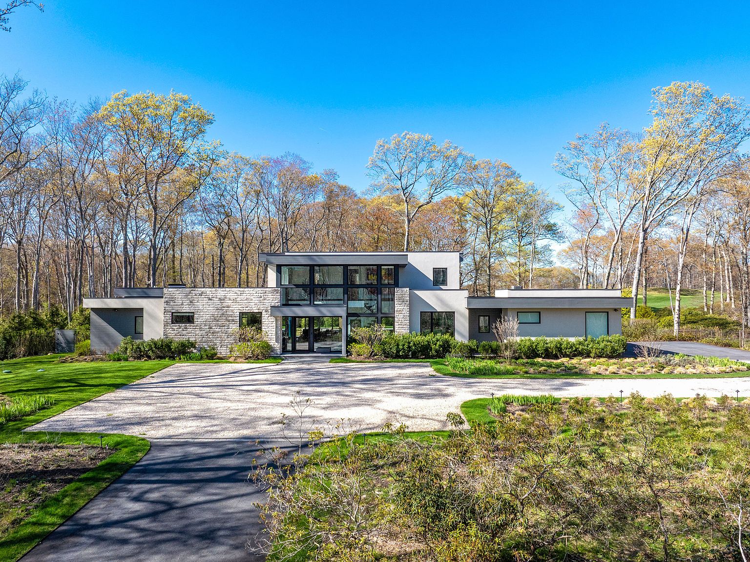 14 Fairway Ct