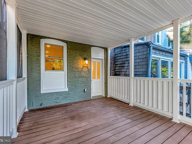 3152 Remington Ave — Photo 13